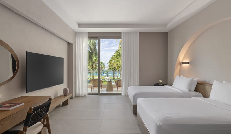 middle-east-holidays-dubai-rixos-the-palm-dubai-hotel-and-suites-hotel-two-bedroom-senior-suite-twin-bed